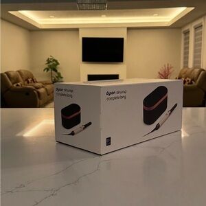 Dyson Airwrap (New)